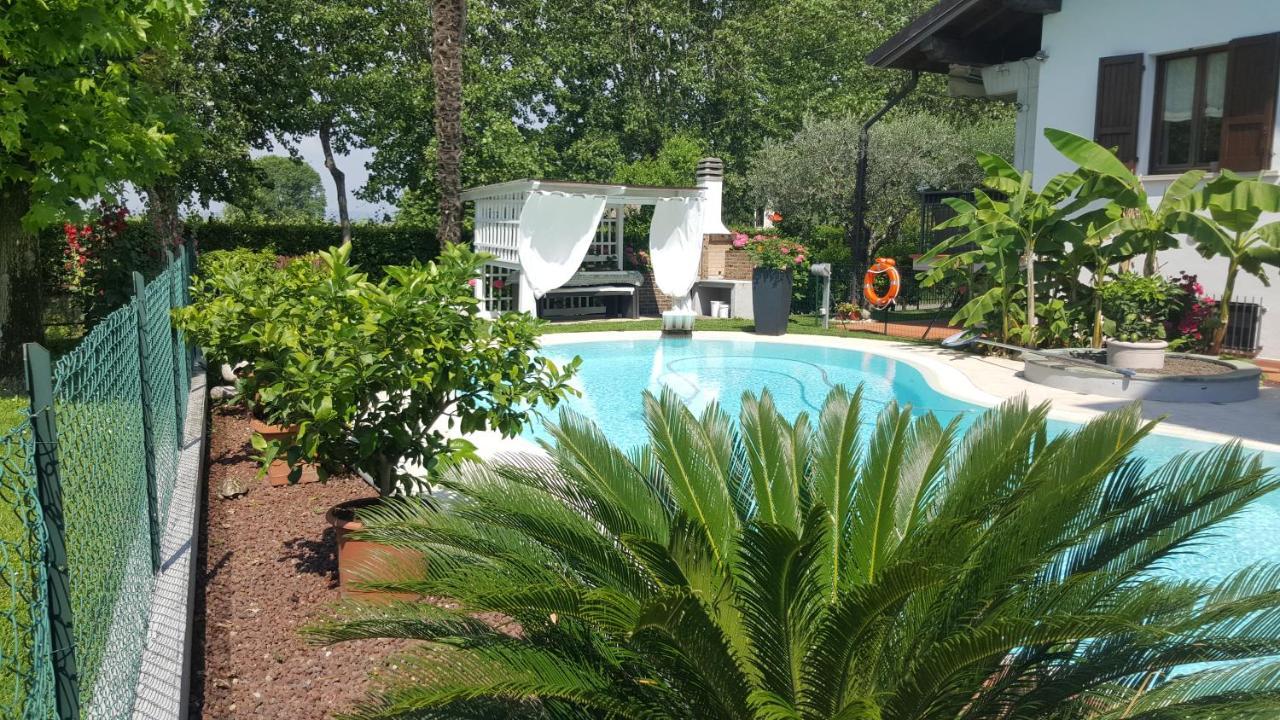 B&B Casa Gaia - Sirmione Buitenkant foto