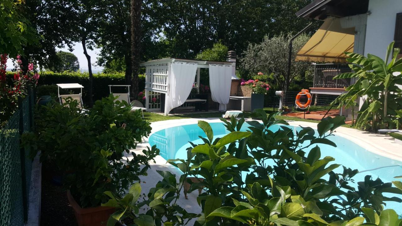 B&B Casa Gaia - Sirmione Buitenkant foto