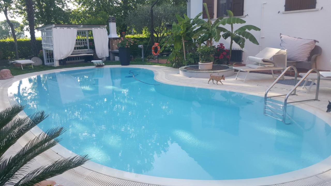 B&B Casa Gaia - Sirmione Buitenkant foto