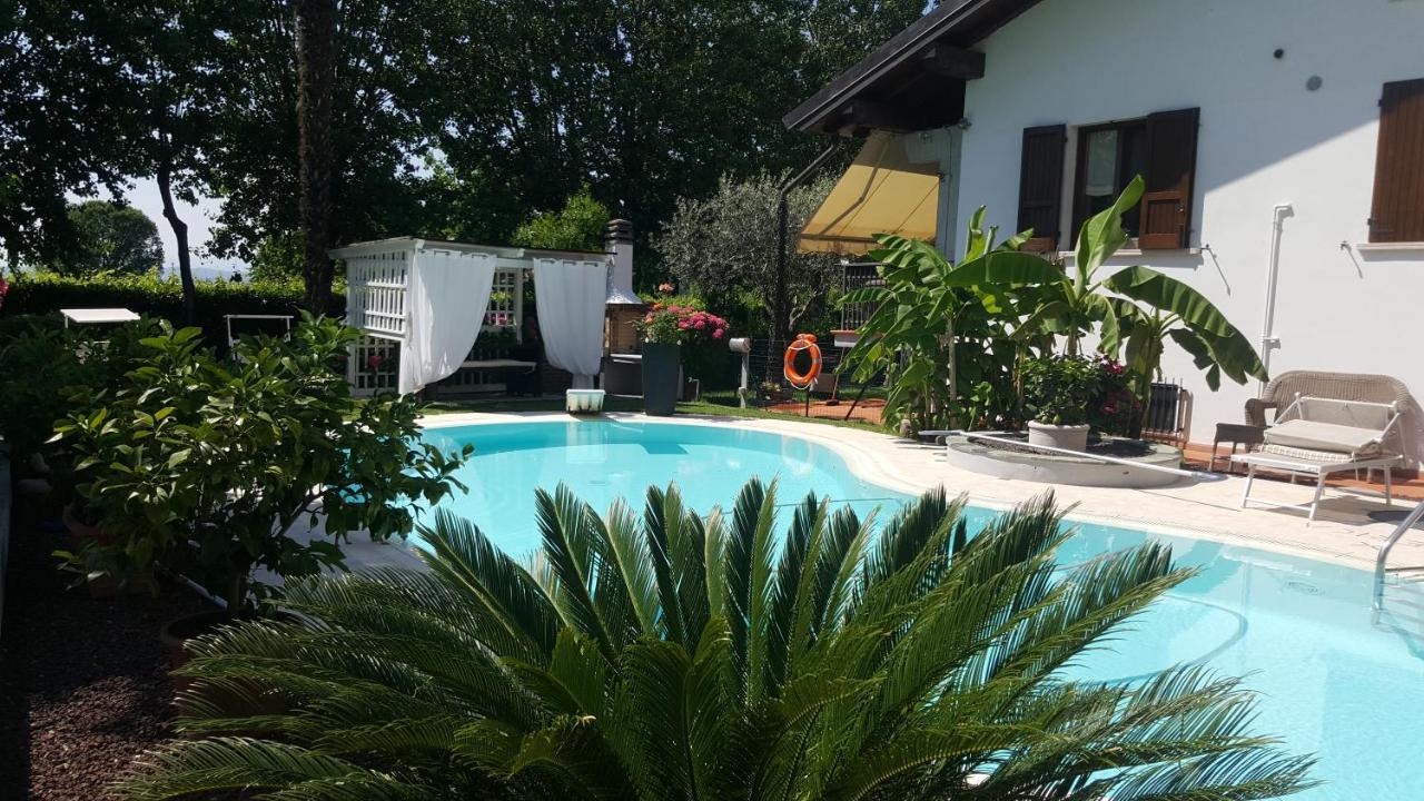 B&B Casa Gaia - Sirmione Buitenkant foto