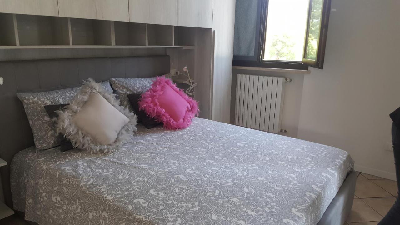B&B Casa Gaia - Sirmione Buitenkant foto