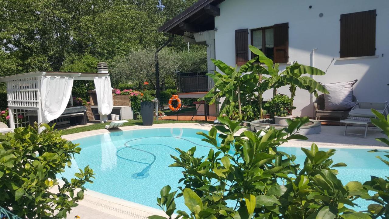 B&B Casa Gaia - Sirmione Buitenkant foto