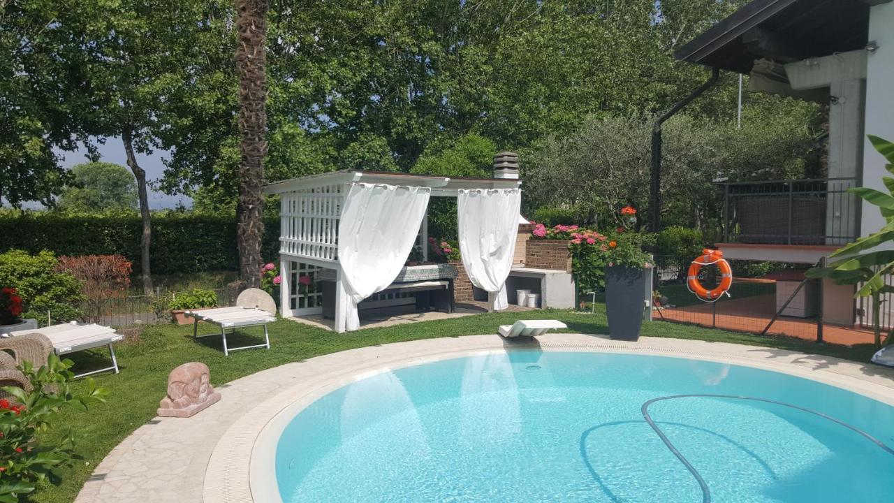 B&B Casa Gaia - Sirmione Buitenkant foto