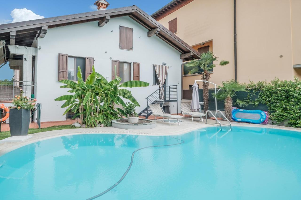 B&B Casa Gaia - Sirmione Buitenkant foto