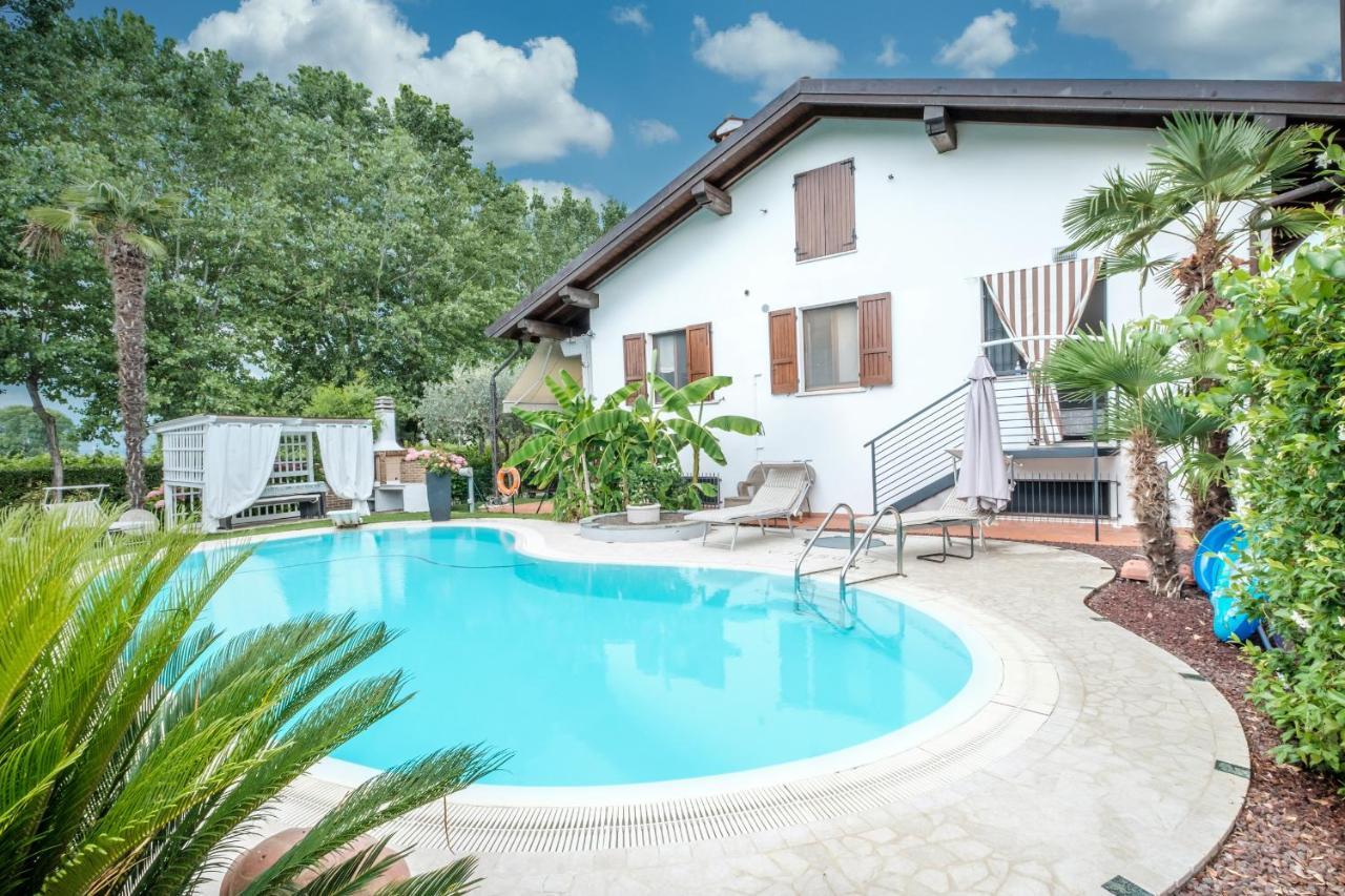 B&B Casa Gaia - Sirmione Buitenkant foto