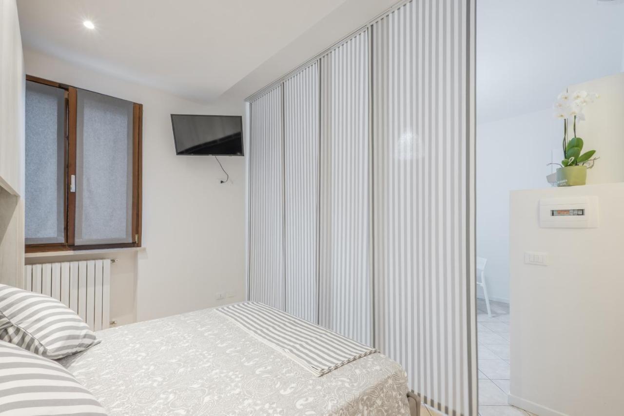 B&B Casa Gaia - Sirmione Buitenkant foto